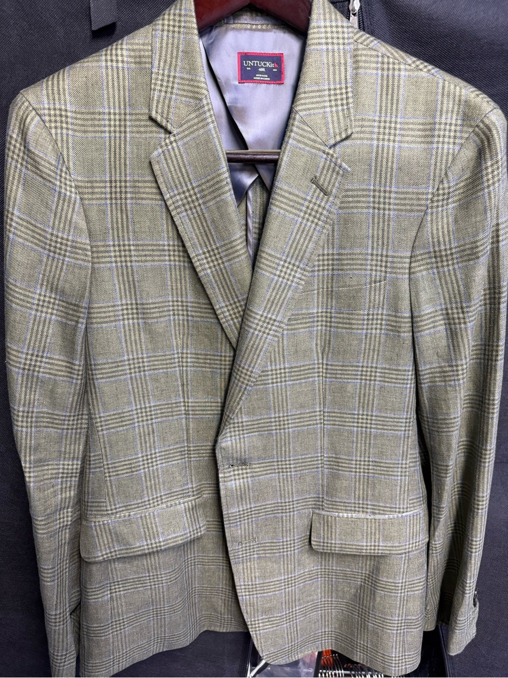 UNTUCKit Olive Plaid Sport Coat